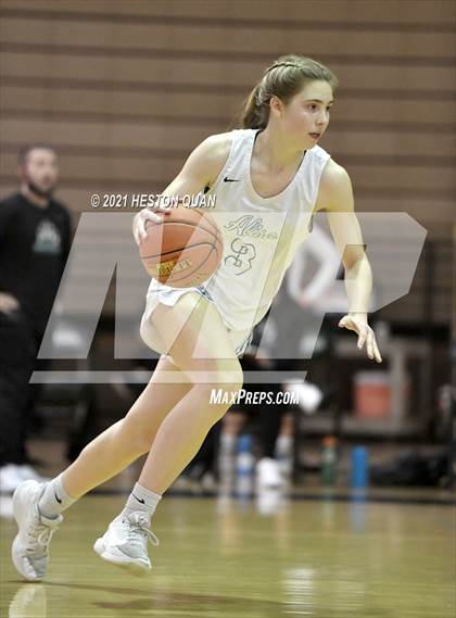Thumbnail 2 in Aliso Niguel vs. Sierra Canyon photogallery.