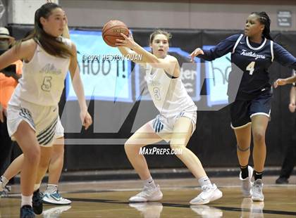 Thumbnail 1 in Aliso Niguel vs. Sierra Canyon photogallery.
