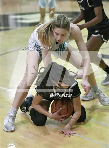 Thumbnail 1 in Aliso Niguel vs. Sierra Canyon photogallery.