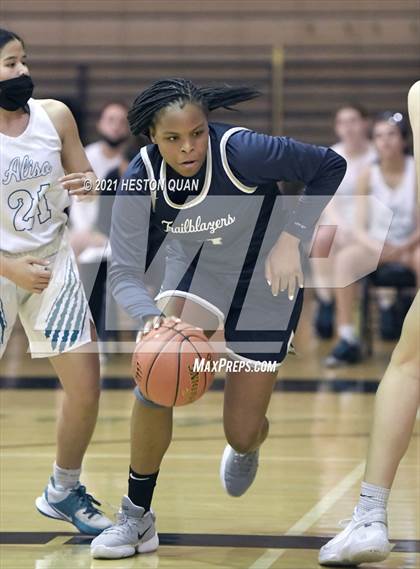 Thumbnail 3 in Aliso Niguel vs. Sierra Canyon photogallery.