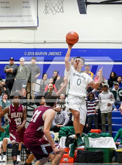 Thumbnail 3 in Canoga vs. Bravo (CIF D4 Final) photogallery.