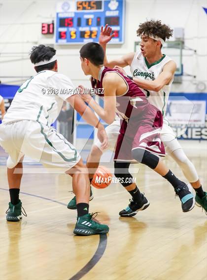 Thumbnail 1 in Canoga vs. Bravo (CIF D4 Final) photogallery.