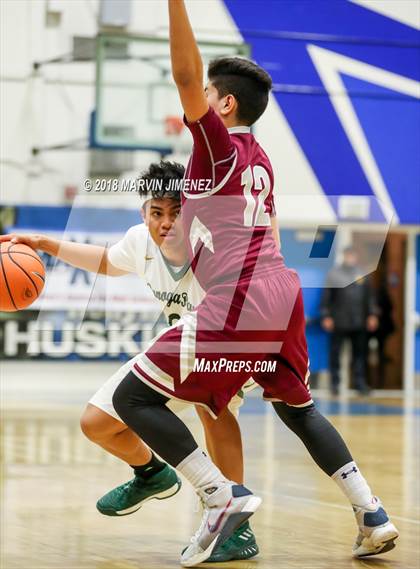 Thumbnail 3 in Canoga vs. Bravo (CIF D4 Final) photogallery.