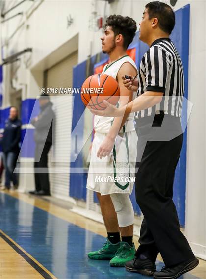 Thumbnail 1 in Canoga vs. Bravo (CIF D4 Final) photogallery.