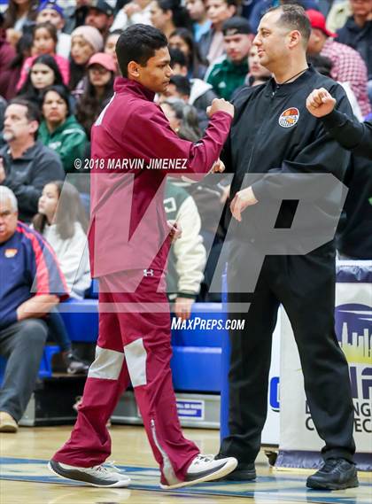 Thumbnail 2 in Canoga vs. Bravo (CIF D4 Final) photogallery.