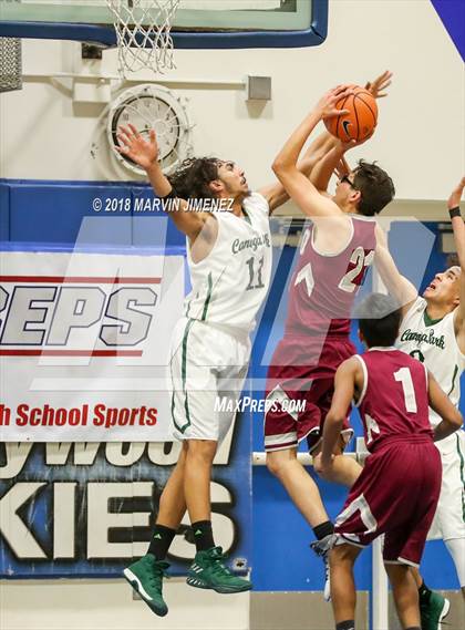 Thumbnail 1 in Canoga vs. Bravo (CIF D4 Final) photogallery.