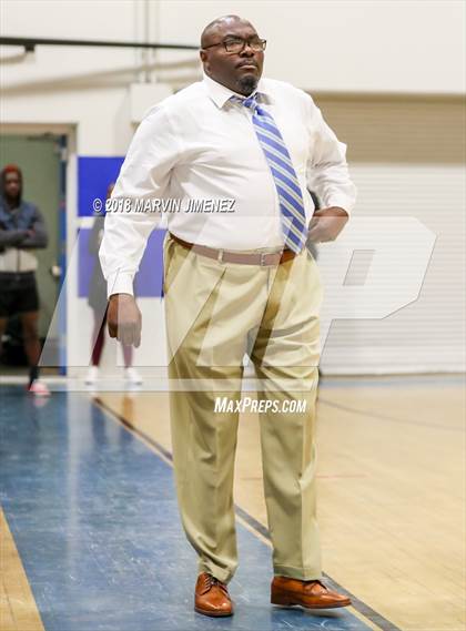 Thumbnail 1 in Canoga vs. Bravo (CIF D4 Final) photogallery.
