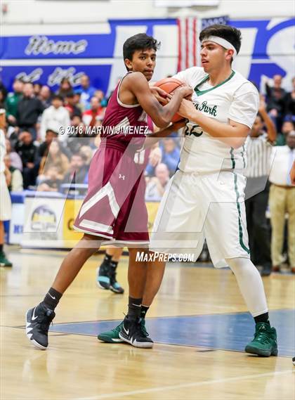 Thumbnail 1 in Canoga vs. Bravo (CIF D4 Final) photogallery.