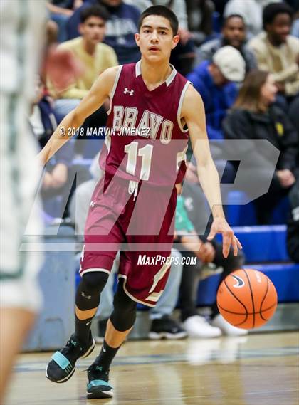 Thumbnail 2 in Canoga vs. Bravo (CIF D4 Final) photogallery.