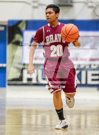Thumbnail 2 in Canoga vs. Bravo (CIF D4 Final) photogallery.