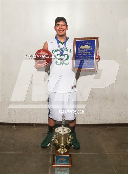 Thumbnail 1 in Canoga vs. Bravo (CIF D4 Final) photogallery.