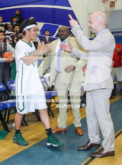Thumbnail 2 in Canoga vs. Bravo (CIF D4 Final) photogallery.