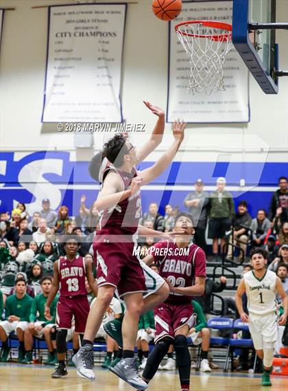 Thumbnail 1 in Canoga vs. Bravo (CIF D4 Final) photogallery.