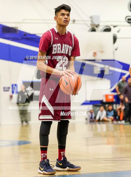 Thumbnail 2 in Canoga vs. Bravo (CIF D4 Final) photogallery.