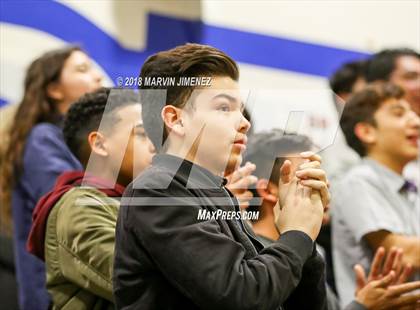 Thumbnail 2 in Canoga vs. Bravo (CIF D4 Final) photogallery.