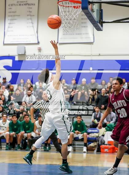 Thumbnail 3 in Canoga vs. Bravo (CIF D4 Final) photogallery.