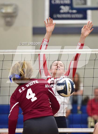 Thumbnail 2 in St. Joseph's Academy vs E.D. White (Catholic League Tournament) photogallery.