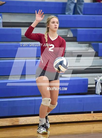 Thumbnail 3 in St. Joseph's Academy vs E.D. White (Catholic League Tournament) photogallery.