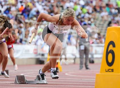Thumbnail 1 in UIL 2A State Track Meet photogallery.