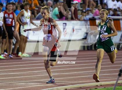 Thumbnail 1 in UIL 2A State Track Meet photogallery.