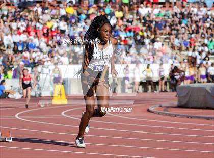Thumbnail 3 in UIL 2A State Track Meet photogallery.