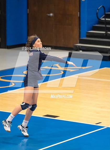 Thumbnail 2 in Park Tudor vs. Central Christian Academy photogallery.