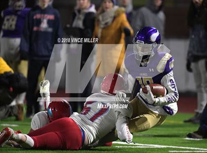 Thumbnail 3 in Eastmont vs. Puyallup (WIAA 4A 1st Round) photogallery.