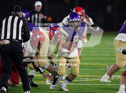Thumbnail 2 in Eastmont vs. Puyallup (WIAA 4A 1st Round) photogallery.