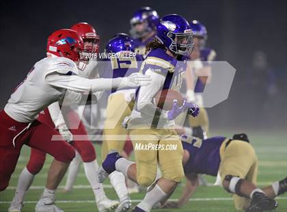 Thumbnail 1 in Eastmont vs. Puyallup (WIAA 4A 1st Round) photogallery.
