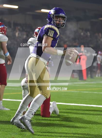 Thumbnail 2 in Eastmont vs. Puyallup (WIAA 4A 1st Round) photogallery.