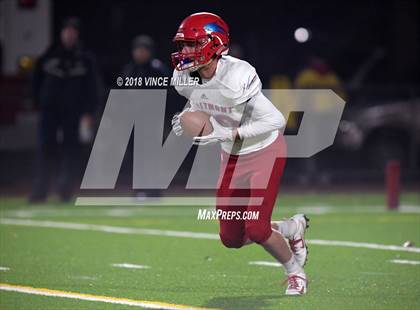 Thumbnail 2 in Eastmont vs. Puyallup (WIAA 4A 1st Round) photogallery.