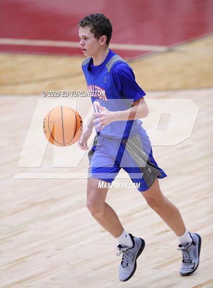 Thumbnail 1 in Walton @ Lassiter photogallery.