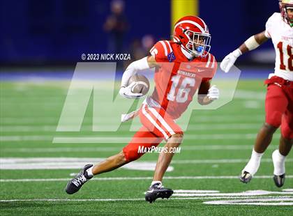 Thumbnail 2 in Creekside vs. Mater Dei photogallery.