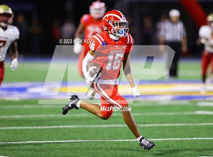 Thumbnail 3 in Creekside vs. Mater Dei photogallery.