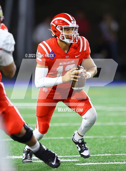 Thumbnail 1 in Creekside vs. Mater Dei photogallery.