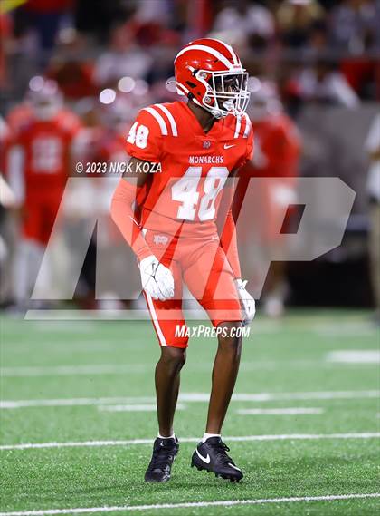 Thumbnail 2 in Creekside vs. Mater Dei photogallery.