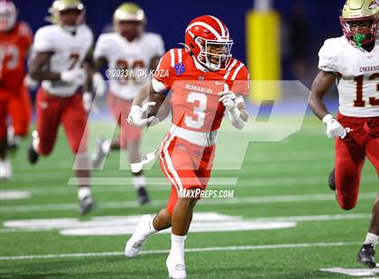 Thumbnail 3 in Creekside vs. Mater Dei photogallery.