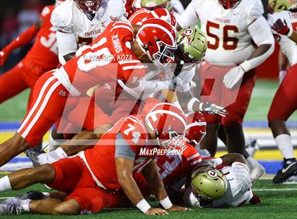 Thumbnail 3 in Creekside vs. Mater Dei photogallery.