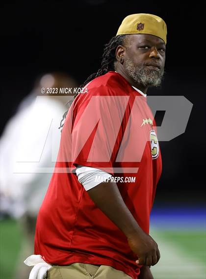 Thumbnail 2 in Creekside vs. Mater Dei photogallery.