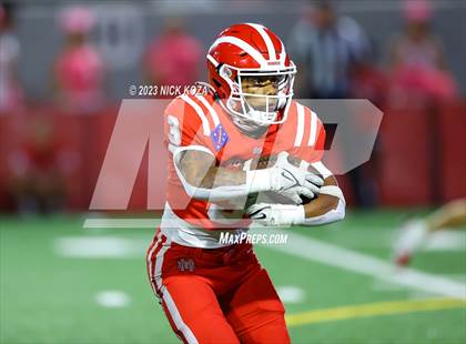 Thumbnail 3 in Creekside vs. Mater Dei photogallery.