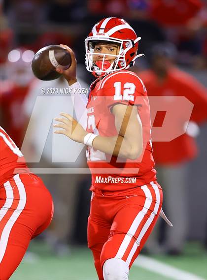 Thumbnail 2 in Creekside vs. Mater Dei photogallery.