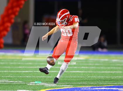 Thumbnail 1 in Creekside vs. Mater Dei photogallery.