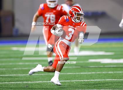Thumbnail 3 in Creekside vs. Mater Dei photogallery.