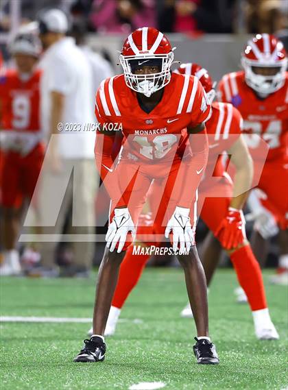 Thumbnail 3 in Creekside vs. Mater Dei photogallery.