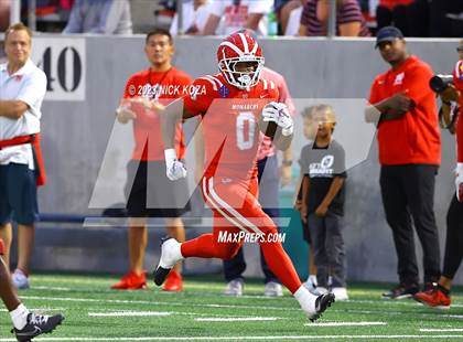 Thumbnail 2 in Creekside vs. Mater Dei photogallery.
