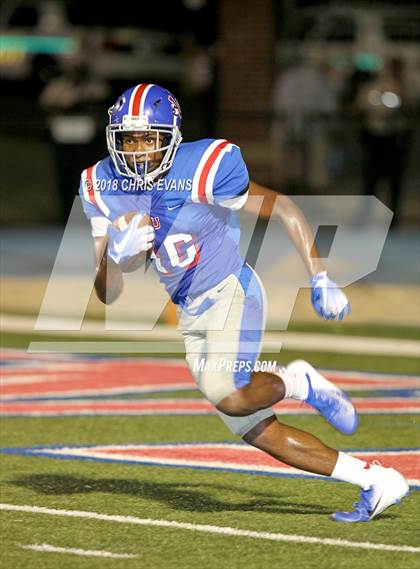 Thumbnail 2 in Ridgeway @ Memphis University photogallery.
