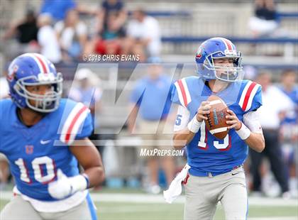 Thumbnail 3 in Ridgeway @ Memphis University photogallery.