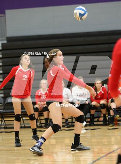 Thumbnail 3 in West Bloomfield vs Athens (MHSAA District Semifinal) photogallery.
