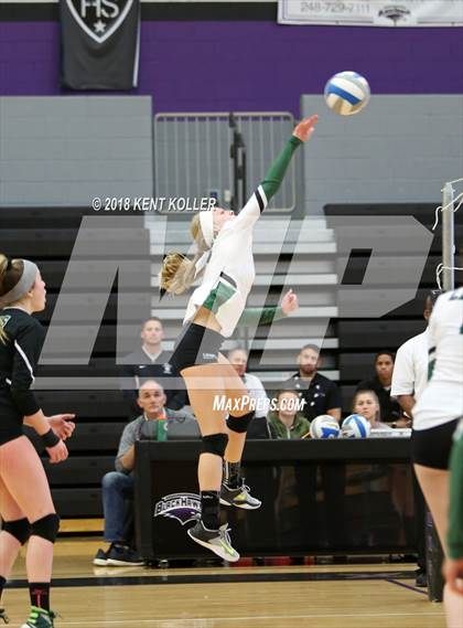 Thumbnail 2 in West Bloomfield vs Athens (MHSAA District Semifinal) photogallery.