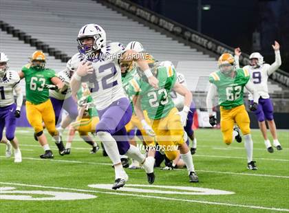 Thumbnail 2 in Tumwater vs Anacortes (WIAA 2A Final) photogallery.